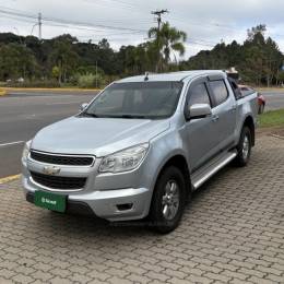 CHEVROLET - S10 - 2012/2013 - Prata - R$ 96.800,00