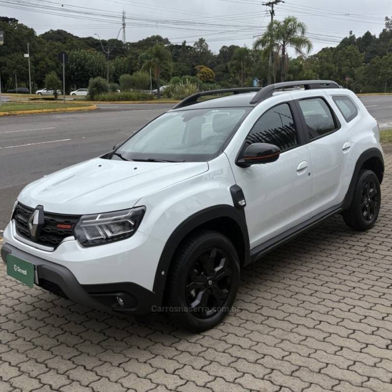 RENAULT - DUSTER - 2025/2026 - Branca - R$ 134.800,00