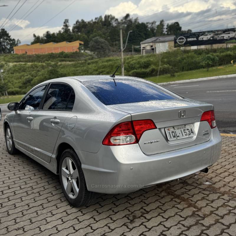 HONDA - CIVIC - 2009/2010 - Prata - R$ 49.800,00