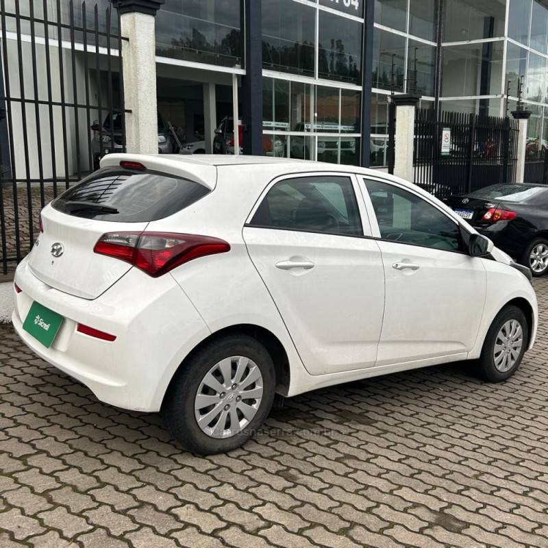 HYUNDAI - HB20 - 2019/2019 - Branca - R$ 57.800,00