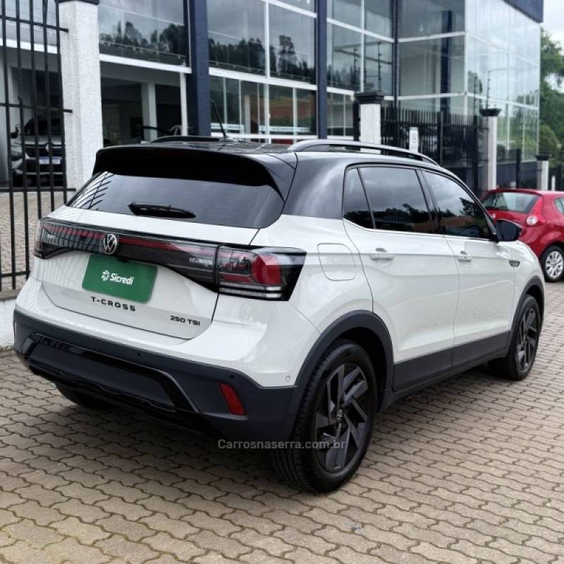 VOLKSWAGEN - T-CROSS - 2024/2025 - Cinza - R$ 166.800,00