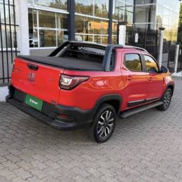 FIAT - STRADA - 2023/2024 - Vermelha - R$ 126.800,00