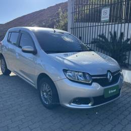 RENAULT - SANDERO - 2015/2016 - Prata - R$ 39.800,00