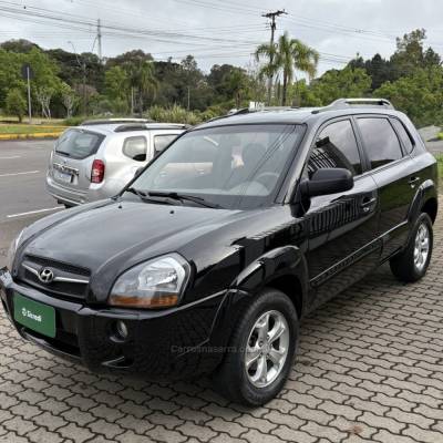 HYUNDAI - TUCSON - 2011/2012 - Preta - R$ 44.800,00