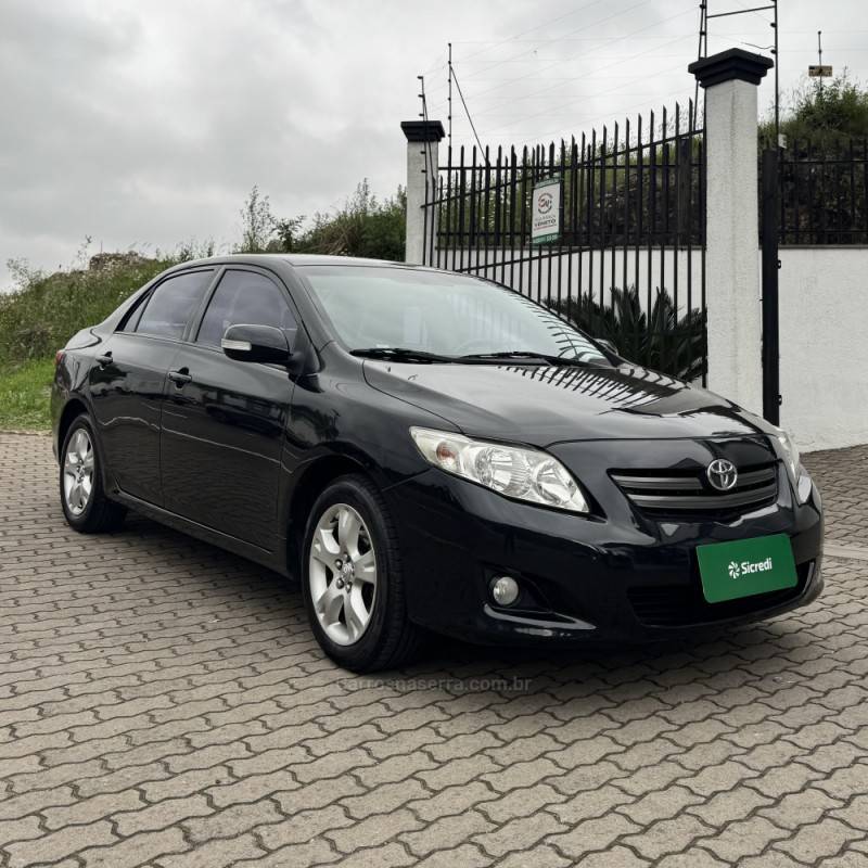 TOYOTA - COROLLA - 2008/2009 - Preta - R$ 51.800,00