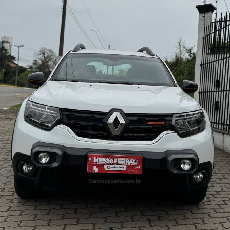 RENAULT - DUSTER - 2024/2025 - Branca - R$ 129.800,00