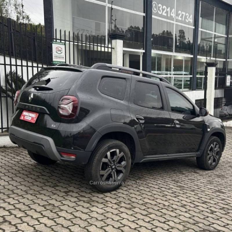 RENAULT - DUSTER - 2024/2025 - Preta - R$ 131.800,00