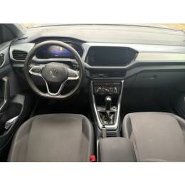 VOLKSWAGEN - T-CROSS - 2023/2024 - Prata - R$ 114.800,00