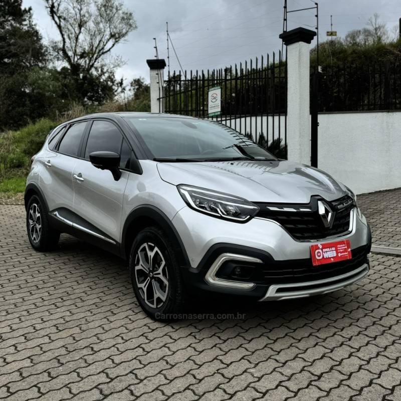 RENAULT - CAPTUR - 2023/2024 - Prata - R$ 127.800,00