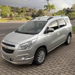 CHEVROLET - SPIN - 2013/2014 - Prata - R$ 44.800,00