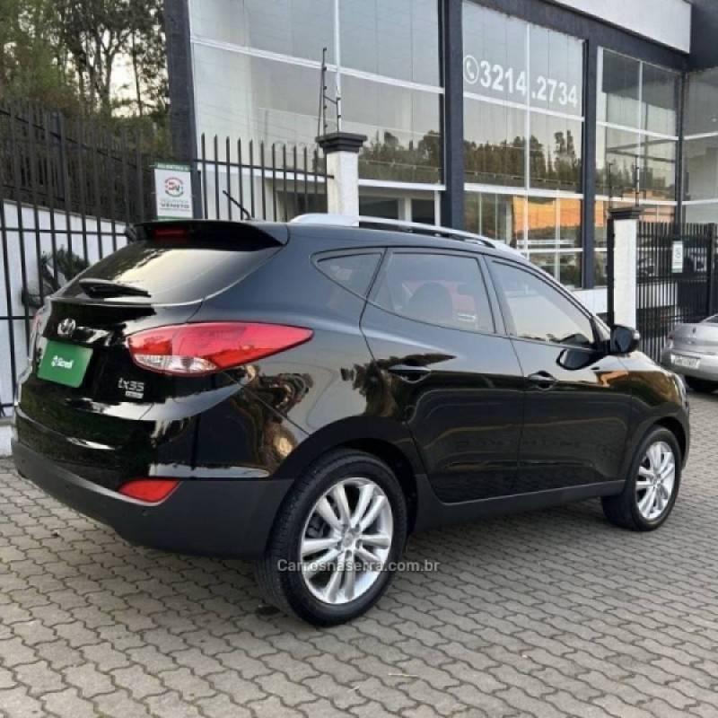 HYUNDAI - IX35 - 2011/2012 - Preta - R$ 67.800,00