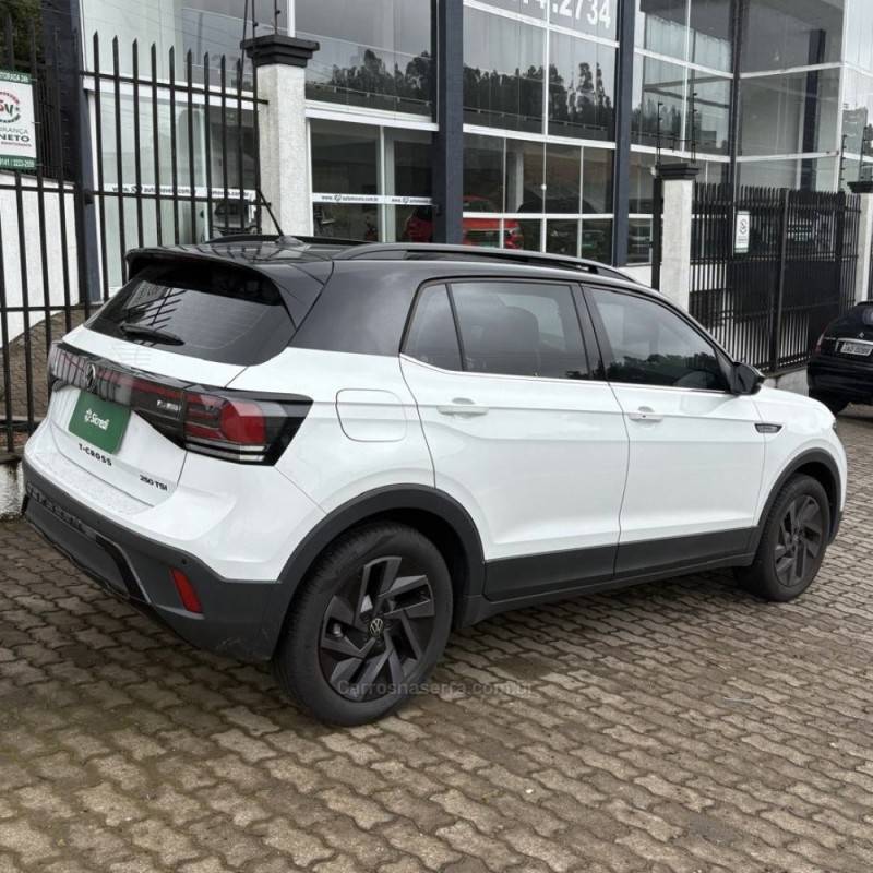 VOLKSWAGEN - T-CROSS - 2024/2025 - Branca - R$ 169.800,00