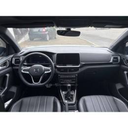 VOLKSWAGEN - T-CROSS - 2024/2025 - Branca - R$ 169.800,00