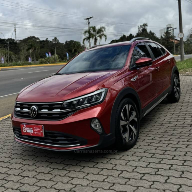 VOLKSWAGEN - NIVUS - 2022/2023 - Vermelha - R$ 125.800,00