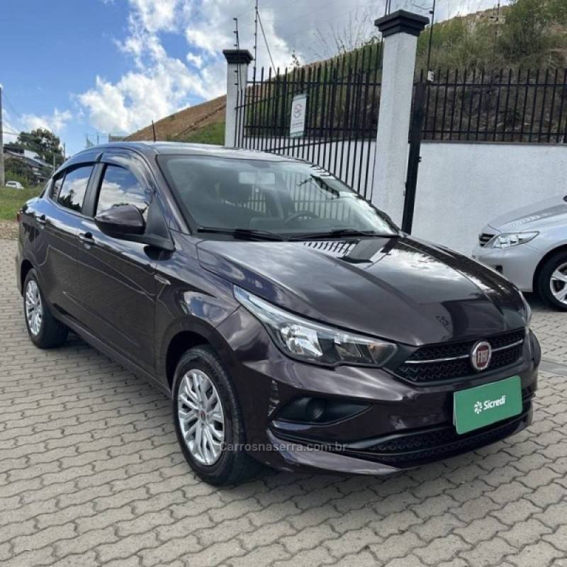 FIAT - CRONOS - 2020/2020 - Vermelha - R$ 66.800,00