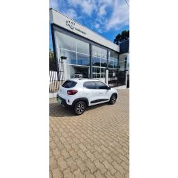 RENAULT - KWID - 2022/2023 - Branca - R$ 65.800,00