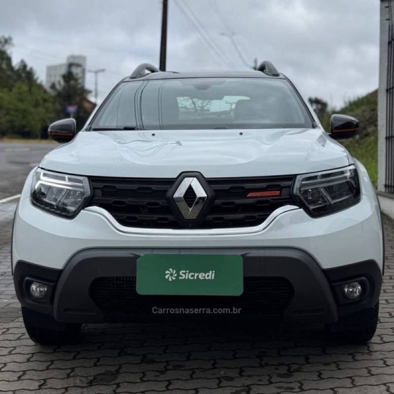 RENAULT - DUSTER - 2025/2026 - Branca - R$ 137.800,00