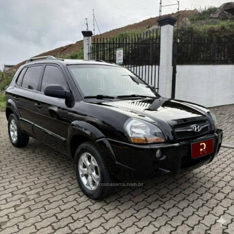 HYUNDAI - TUCSON - 2011/2012 - Preta - R$ 44.800,00