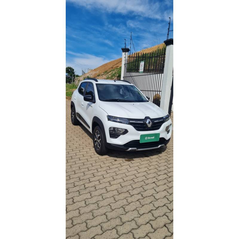 RENAULT - KWID - 2022/2023 - Branca - R$ 65.800,00