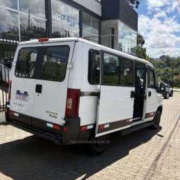 PEUGEOT - BOXER - 2012/2013 - Branca - R$ 98.800,00