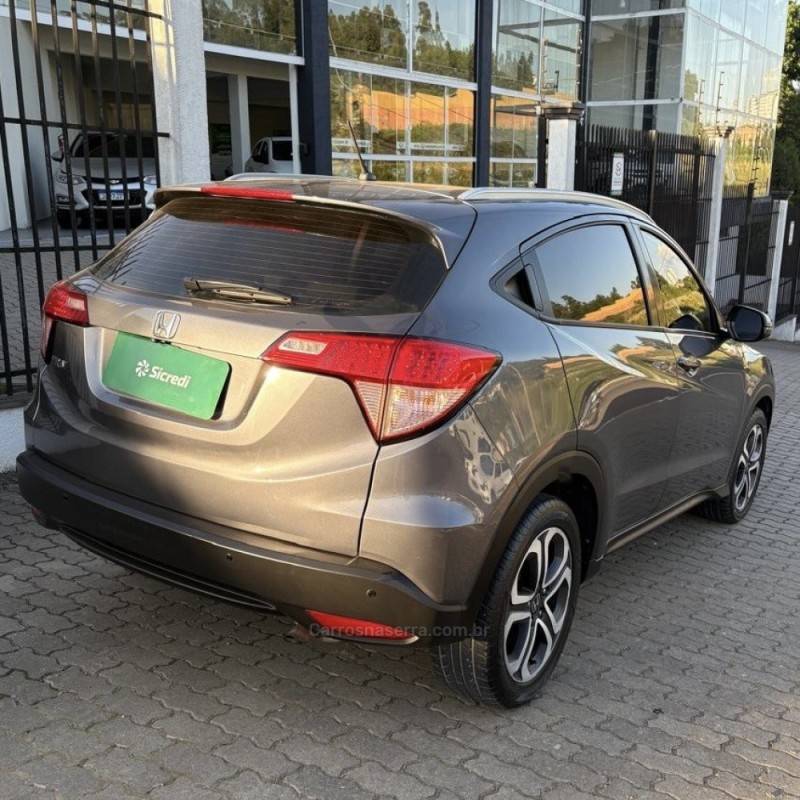 HONDA - HR-V - 2016/2016 - Cinza - R$ 85.800,00