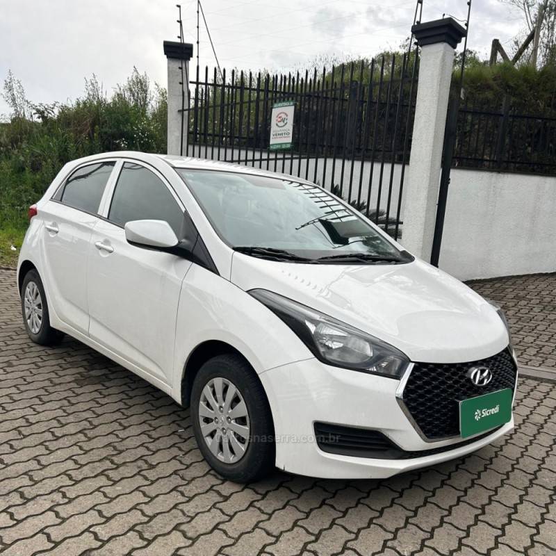 HYUNDAI - HB20 - 2019/2019 - Branca - R$ 57.800,00