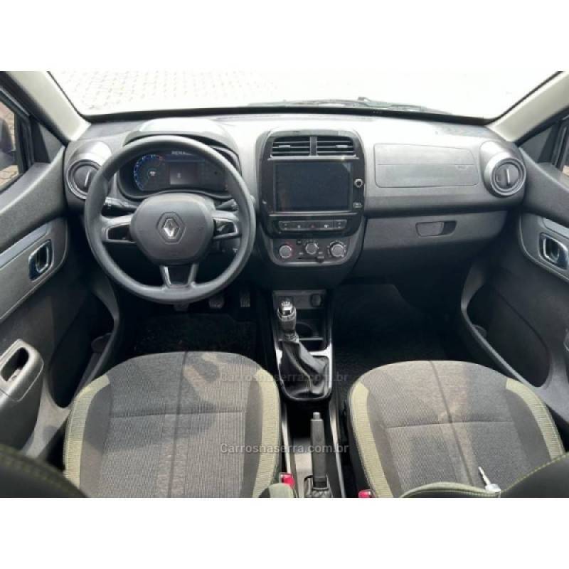 RENAULT - KWID - 2022/2023 - Prata - R$ 59.800,00
