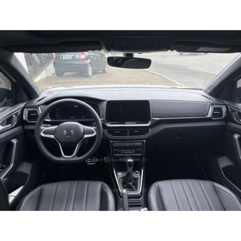 VOLKSWAGEN - T-CROSS - 2024/2025 - Branca - R$ 169.800,00