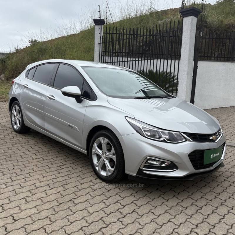 CHEVROLET - CRUZE - 2019/2019 - Prata - R$ 87.800,00