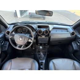 RENAULT - DUSTER - 2016/2017 - Preta - R$ 66.800,00