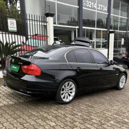 BMW - 325I - 2010/2011 - Preta - R$ 76.800,00