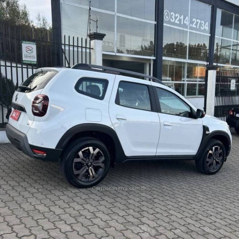 RENAULT - DUSTER - 2024/2025 - Branca - R$ 131.800,00